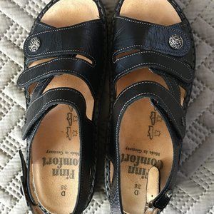 Finn Comfort Women's Gomera Sandals, Size 38